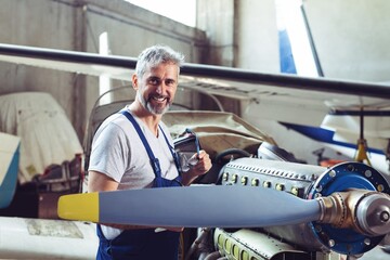 Fiche métier Technicien motoriste Technicien motoriste